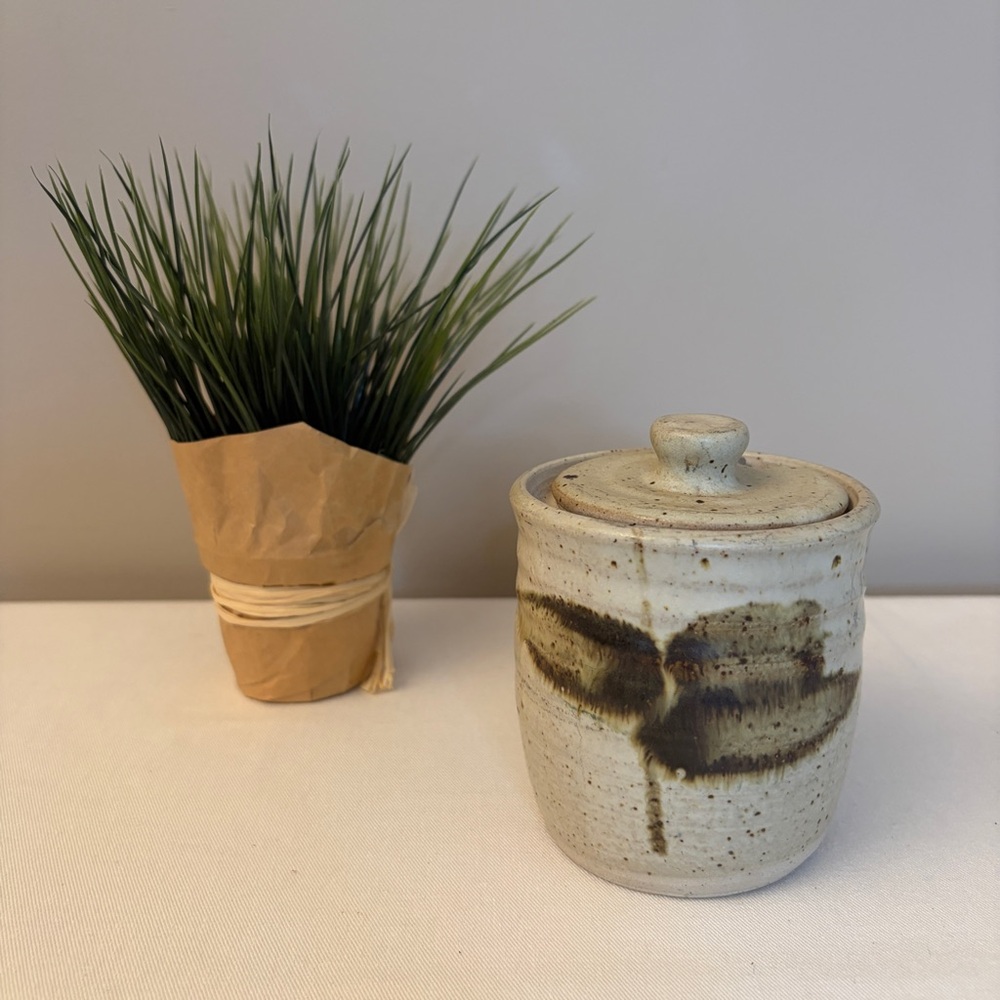 Studio Pottery Speckled Glaze Leaf Decorated Stoneware Lidded Jar Pot